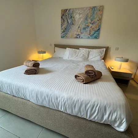 Claremont 1bedroom Ta Xbiex