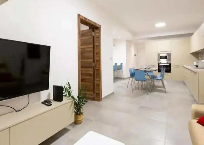 Claremont 1bedroom Apartament