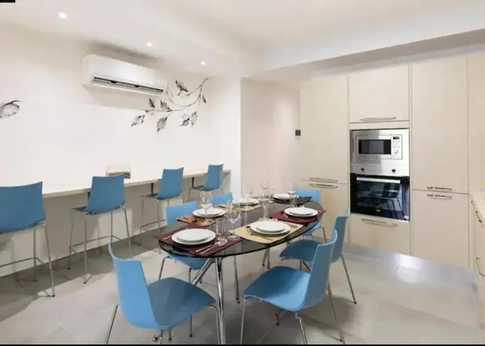 Apartment Claremont 1bedroom *