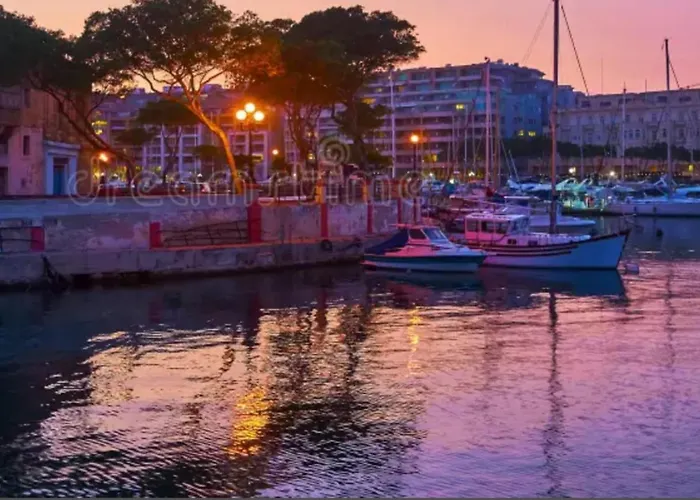 Claremont 1bedroom Apartment Ta Xbiex